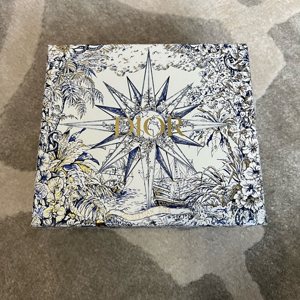 Dior Box, Authentic, Limited Edition Christmas 2022